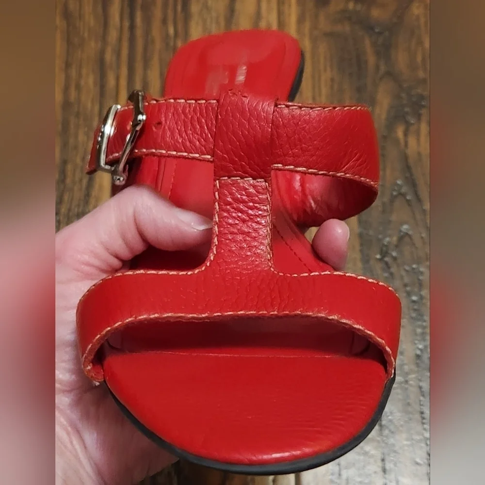 Anne Klein Red Leather iflex Monogram Bold Buckle Heels Sandals Size 10